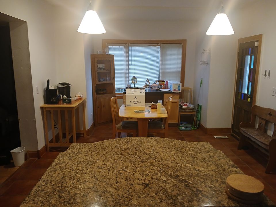 Eat in Kitchen