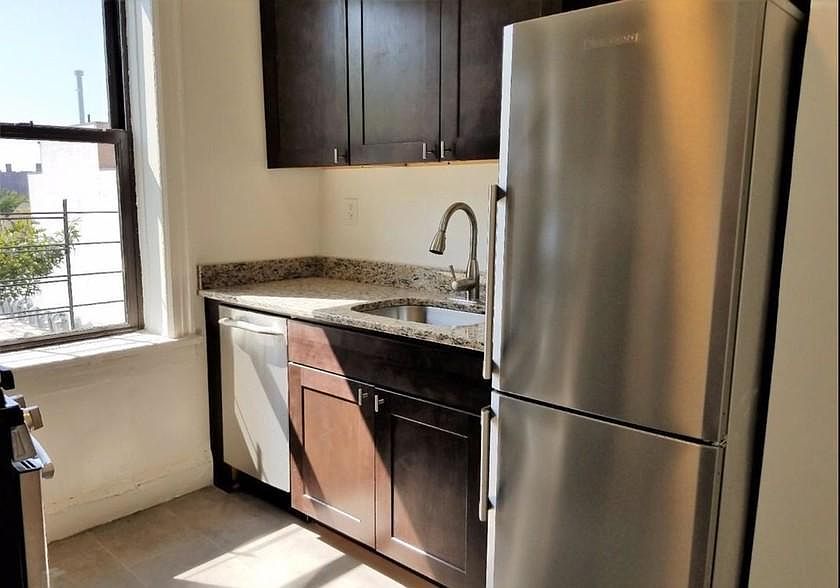 2nd image of 10245 Corona Ave APT R4b