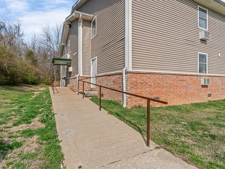 99 Lawson Dr #112 — Photo 7