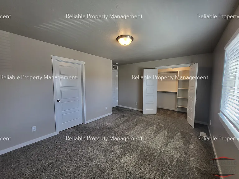 2015 Lawrence Ln #201 — Photo 6