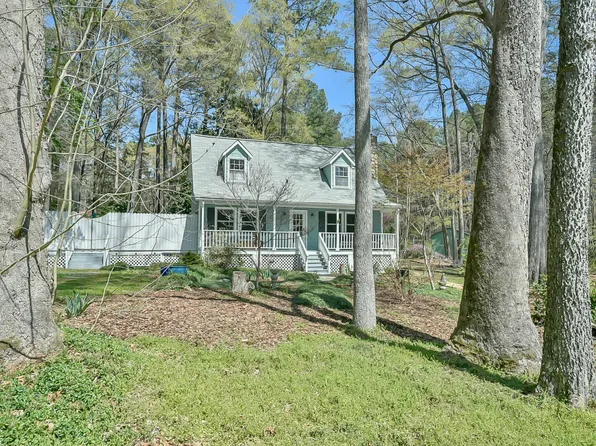 1423 Indian Camp Rd, Chapel Hill, NC 27516