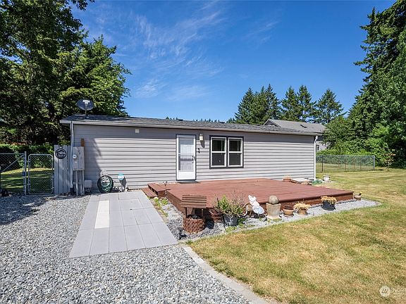 2nd image of 10527 Barnes Lane S