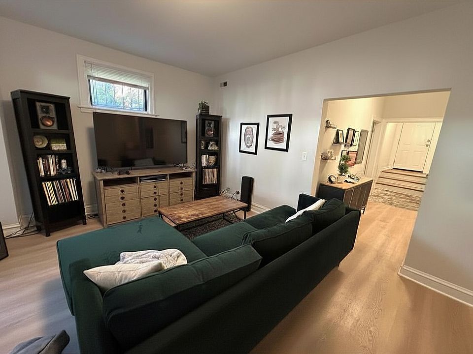 1st image of 2119 N Campbell Ave APT 1F
