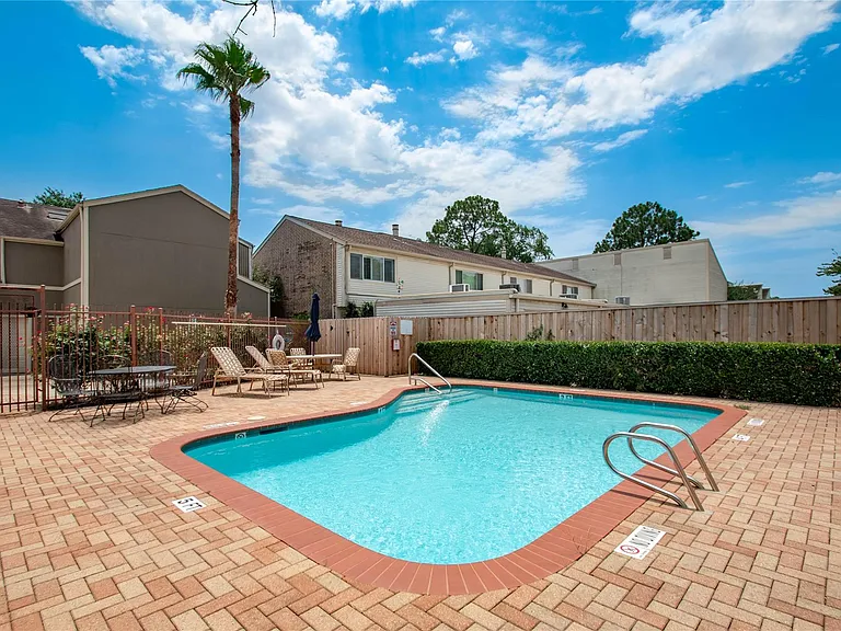 1920 Augusta Dr #31 — Photo 23