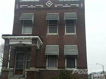 2nd image of 4851 Greer Ave