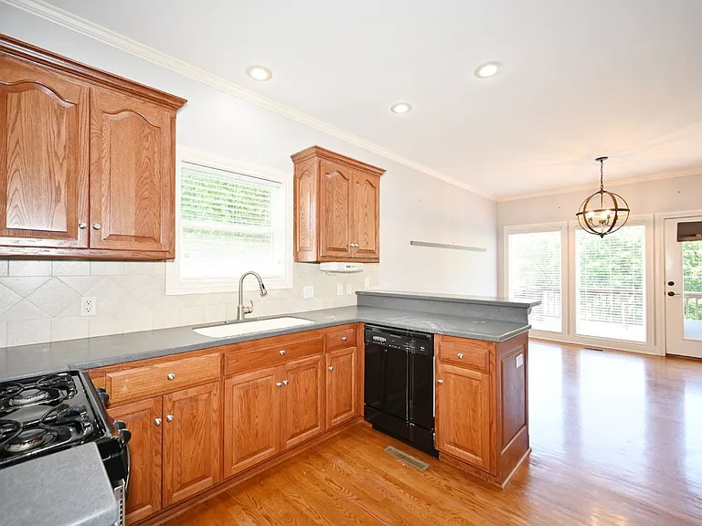 13120 NW Ridgeview Dr — Photo 5