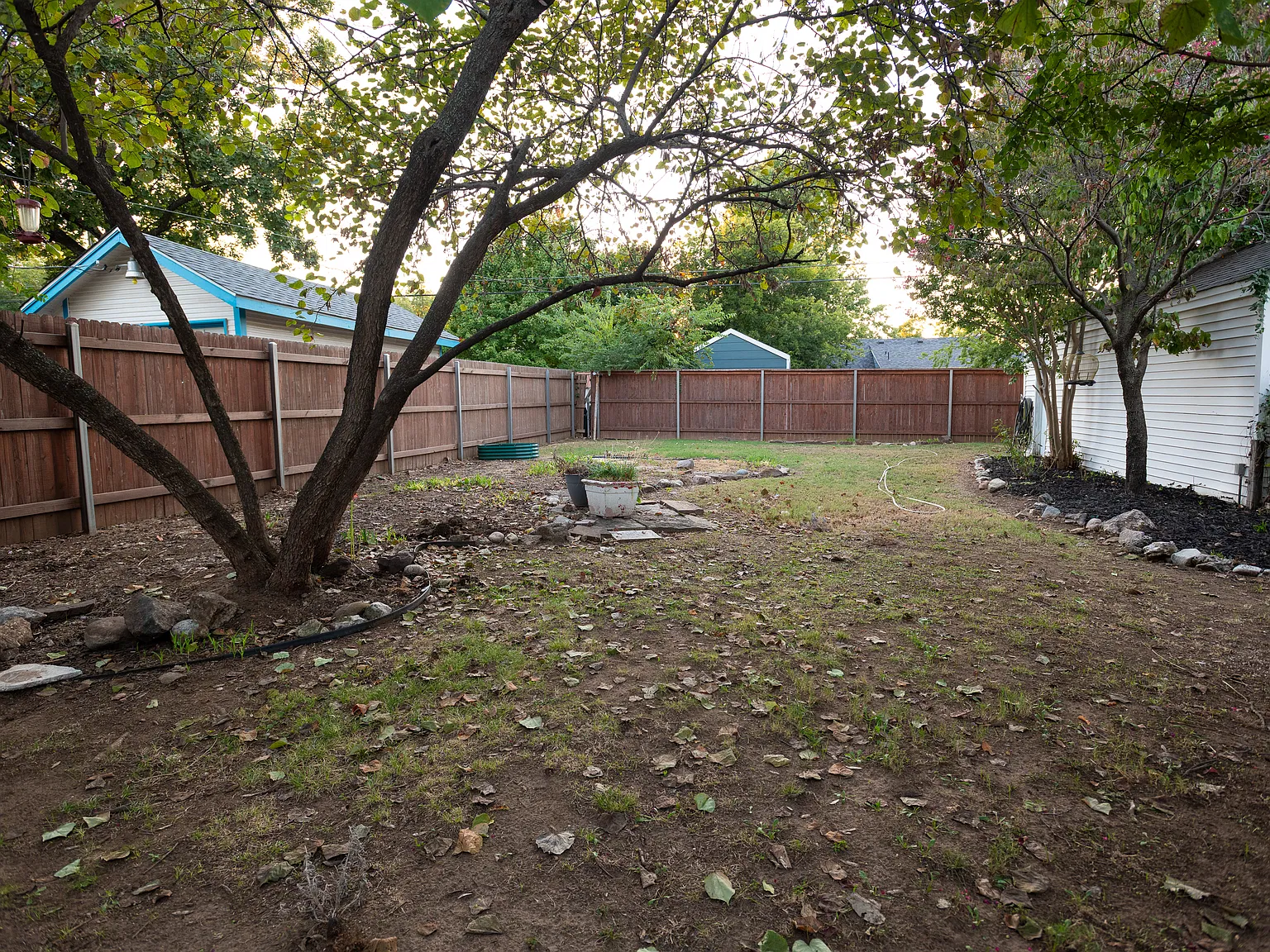 3 bed, 1223 sqft, $1,500 — Photo 2