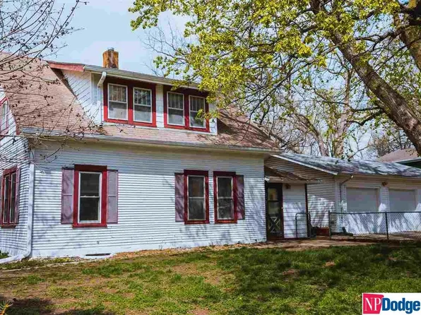902 W 24th Ave, Bellevue, NE 68005