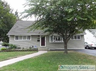 2594 Magnolia Rd, Bellmore, NY 11710