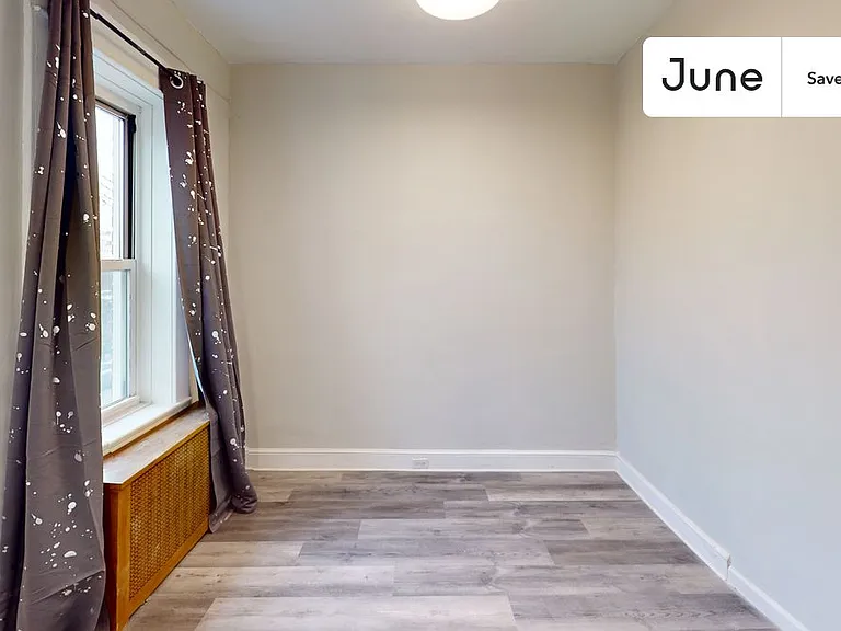 13 Charlotte St — Photo 16