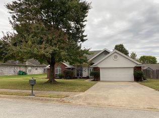 1774 Colby Cir, Springdale, AR 72764