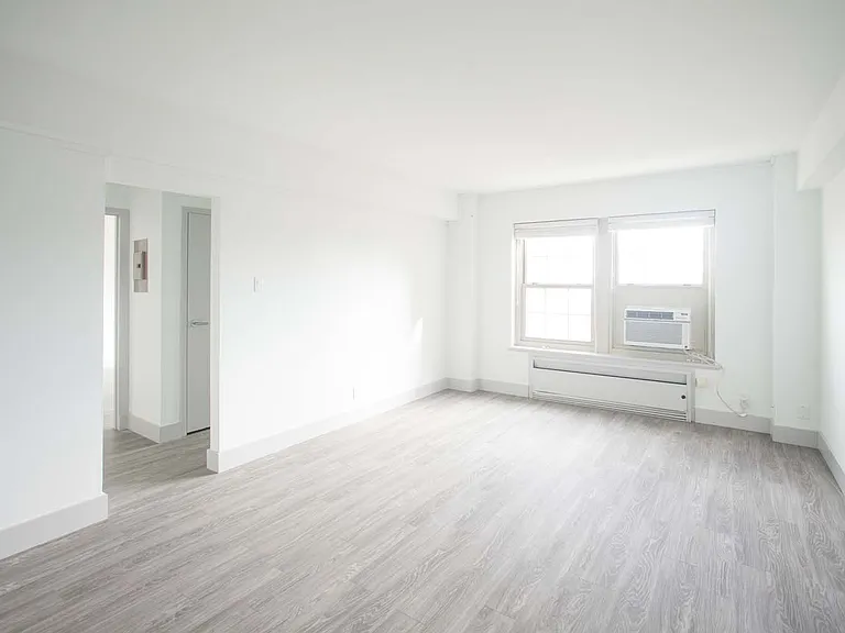 Dining/Living room