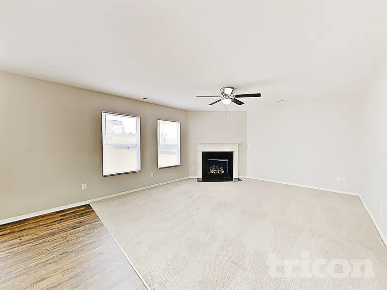 4003 Larkhaven Village Dr — Photo 4
