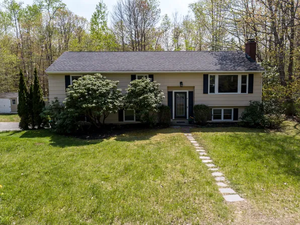 4 Cushing Briggs Road, Freeport, ME 04032