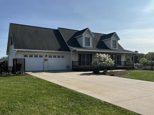 9550 Middle Dr, Farwell, MI 48622
