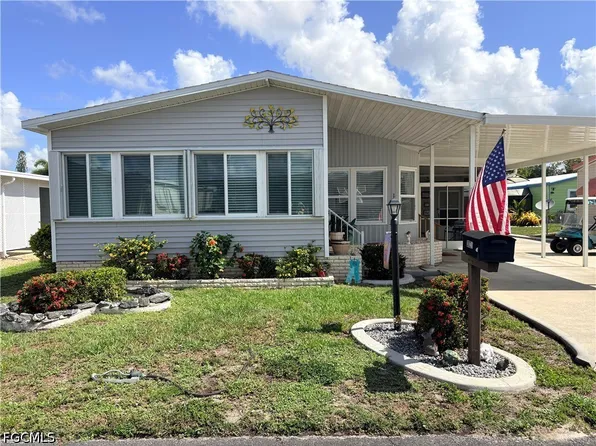 3021 Artesian Ln, North Fort Myers, FL 33917