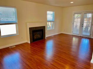 8630 SW Milon Ln, Portland, OR 97225