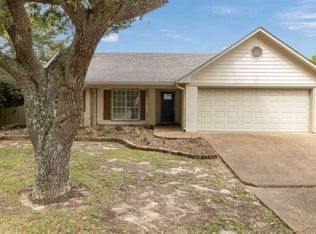 602 Honeysuckle Dr, Madison, MS 39110
