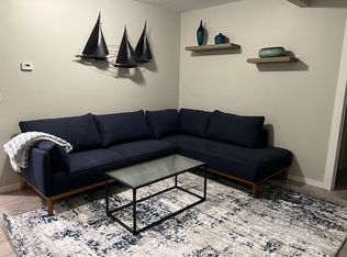 1226 SE Belmont St #4, Portland, OR 97214