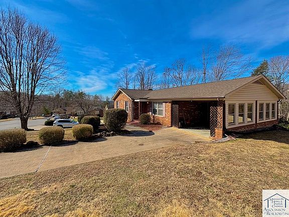 4th image of 154 Ferndale Ct