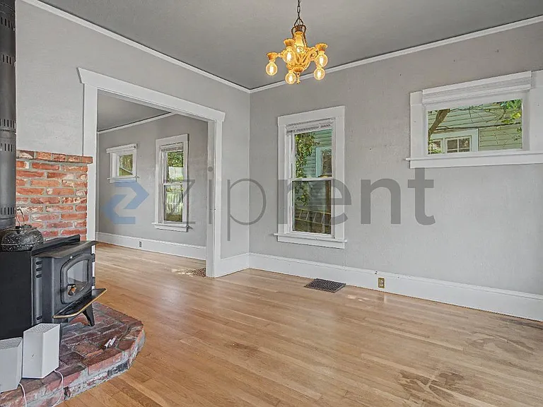 8612 SW 20th Ave — Photo 8