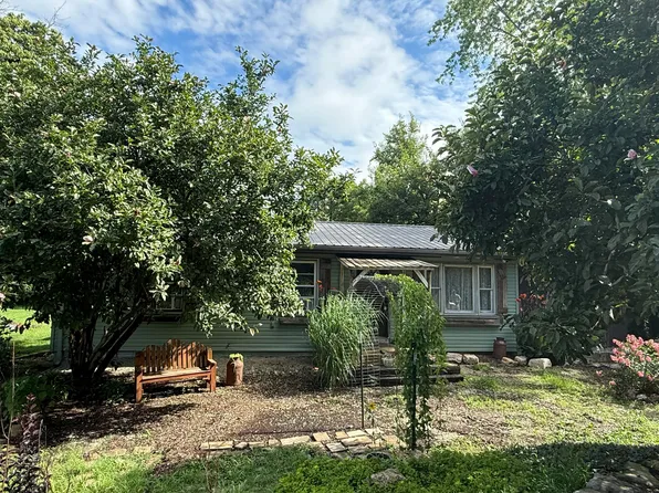 299 W Church Street, Norwood, MO 65717