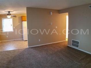 1205 O Avenue Pl NE, Cedar Rapids, IA 52402