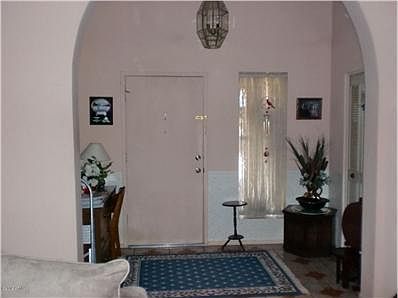 3rd image of 10117 W Mariposa St