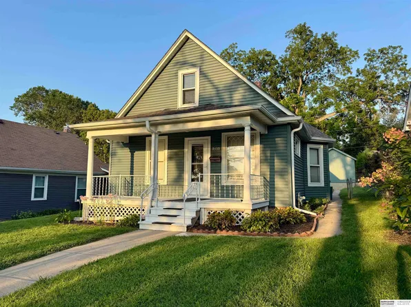 2533 N 64th St, Omaha, NE 68104