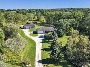3545 Bower Creek Rd, De Pere, WI 54115