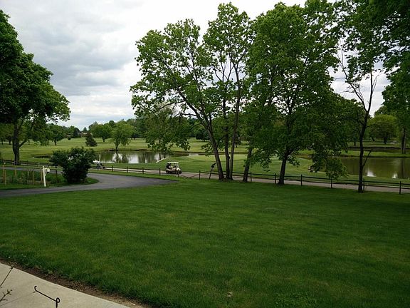 5th image of 411 Cron Dr