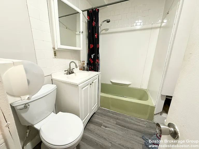 57 Bennington St #4 — Photo 10