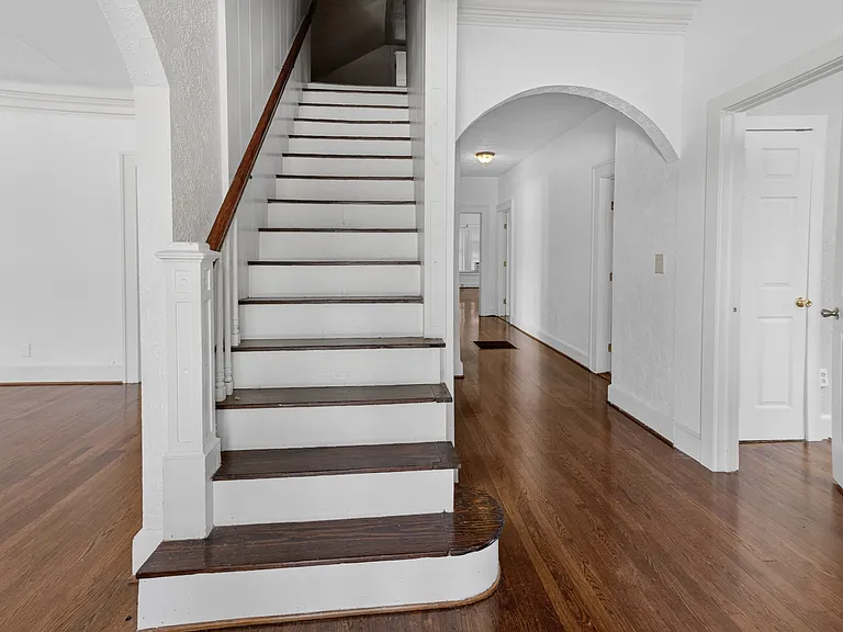 2601 S University Dr — Photo 24