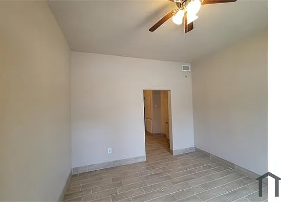 2 bed, 816 sqft, $1,300 — Photo 4