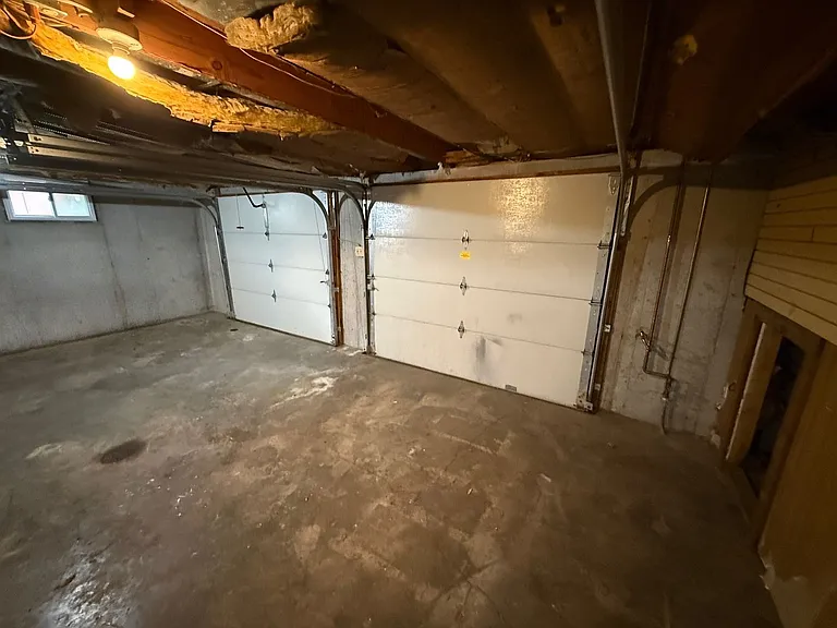 308 NE Lakeview Dr — Photo 20