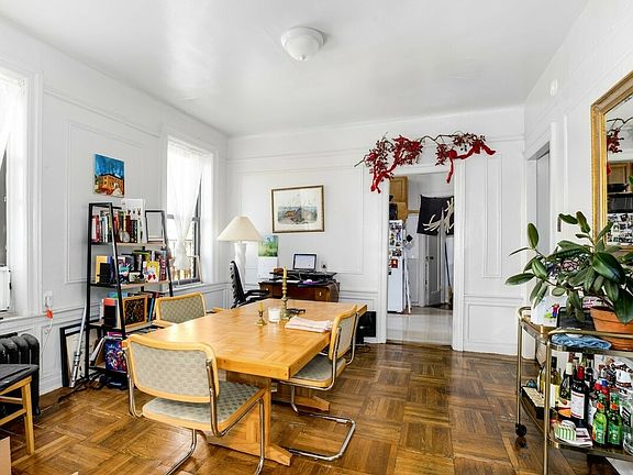 4th image of 107 Brooklyn Ave APT D2a