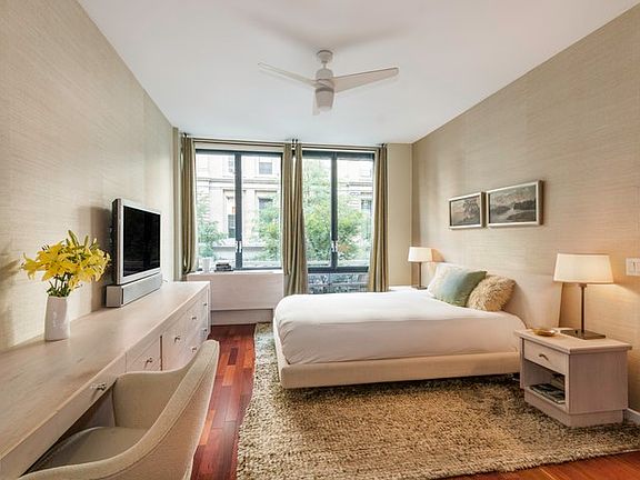 3rd image of 50 W 15th St APT 2B