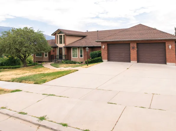 1063 E 5700 S, South Ogden, UT 84405