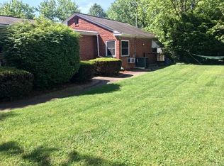 209 E 8th Ave, Johnson City, TN 37601