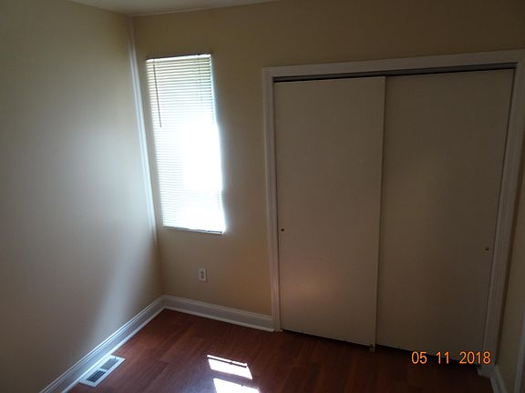 3rd image of 2210 N Camac St #C