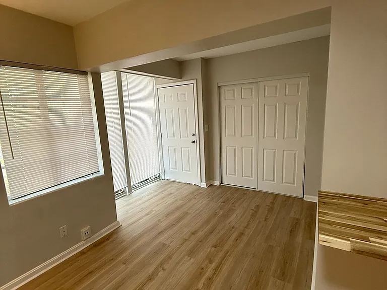 627 Shady Lane Dr — Photo 11