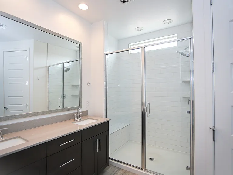 2250 E Kelly Dr — Photo 26
