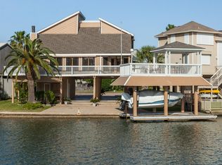 3428 Jolly Roger Cir, Galveston, TX 77554