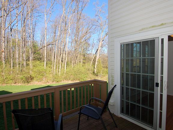 4th image of 230 Hudson Dr