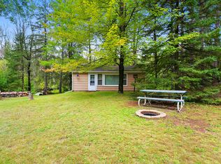 N9960 Kaiser Ln, Crivitz, WI 54114