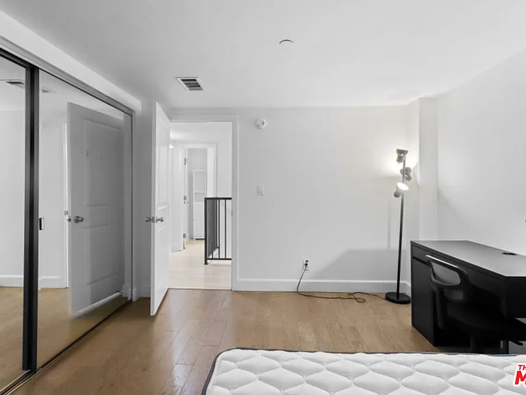 10982 Roebling Ave #103 — Photo 31