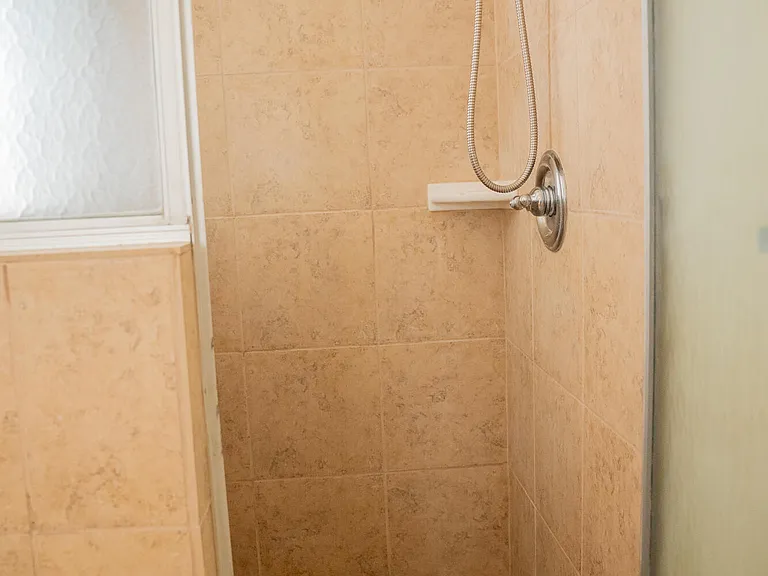 804 Bonnie Ct — Photo 15