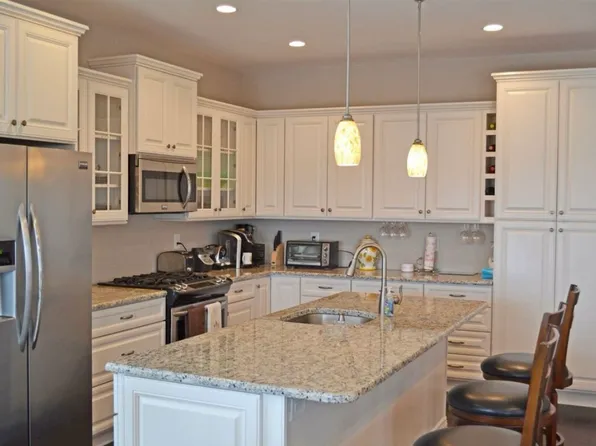 16 N Decatur Ave, Margate City, NJ