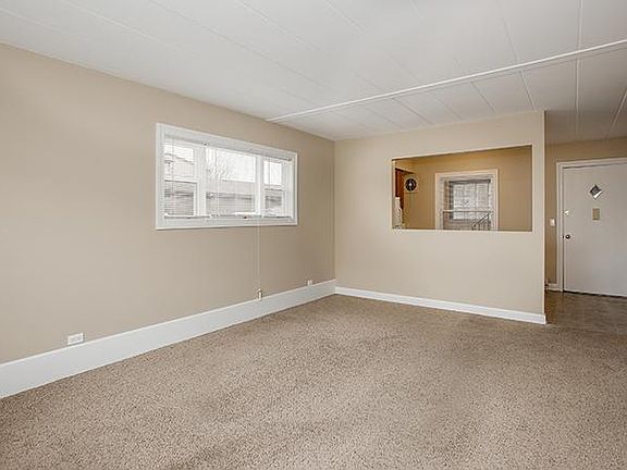 3rd image of 117 Dolores Dr APT 7