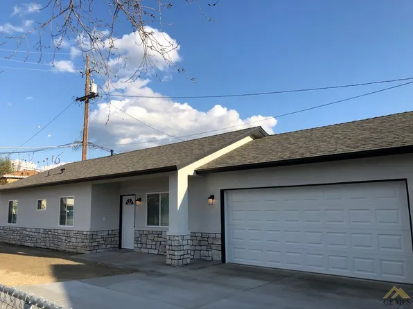927 5th St, Wasco, CA 93280